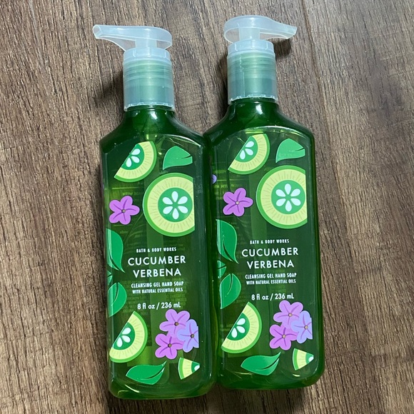 🆕2 Bath & Body Works ‘Cucumber Verbena’ Hand Soap Bundle - Picture 1 of 4